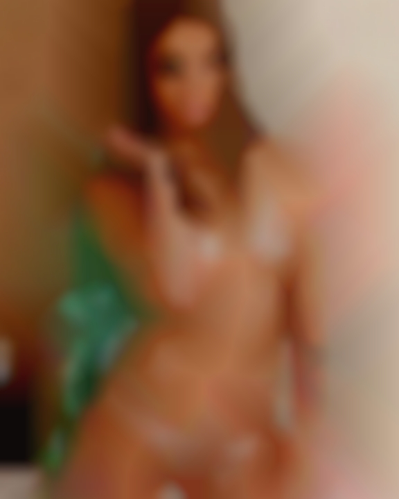 Thick Cock swinger and toned ass.